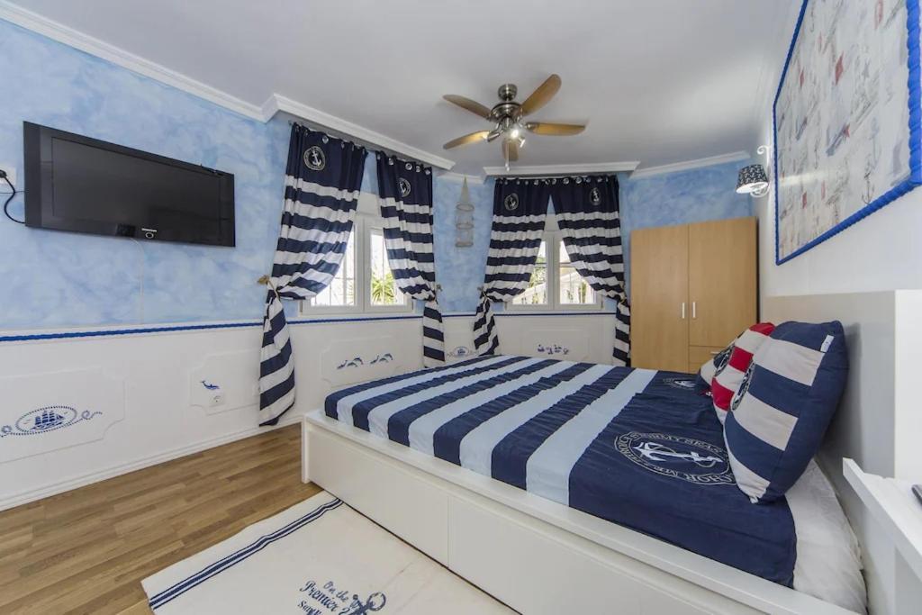 Villa Med Panoramautsikt Med Privat Pool I Calpe, Costa Blanca, Spanien Екстериор снимка